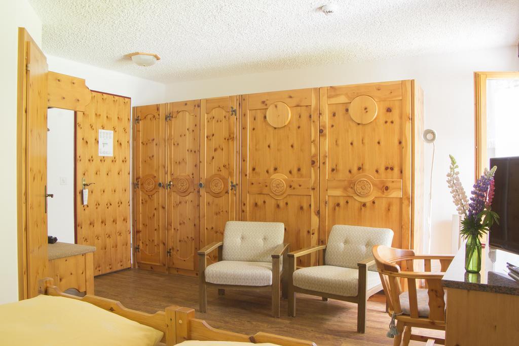 بيتميرلاب Hotel Waldhaus الغرفة الصورة